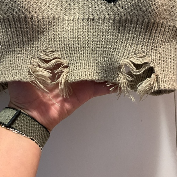 Ninexis Leopard Distressed Sweater - Picture 5 of 5